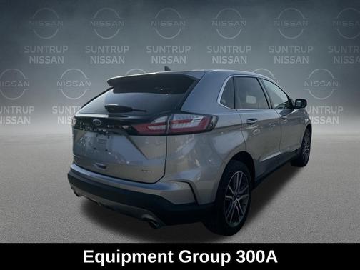 Iconic Silver Metallic 2023 Ford Edge Titanium