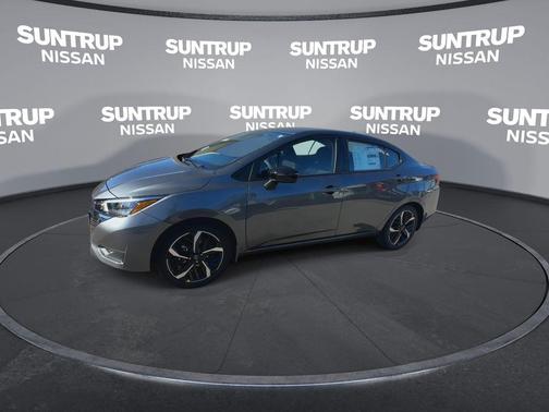 2025 Nissan Versa 1.6 SR