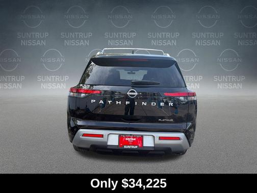 Black 2024 Nissan Pathfinder Platinum