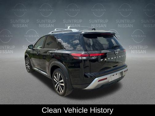 Black 2024 Nissan Pathfinder Platinum