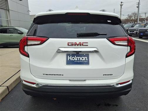 2023 GMC Terrain SLT