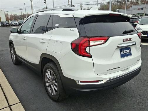 2023 GMC Terrain SLT