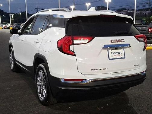 2023 GMC Terrain SLT