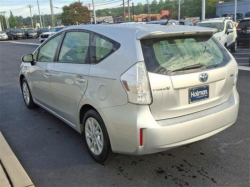 2012 Toyota Prius v Three