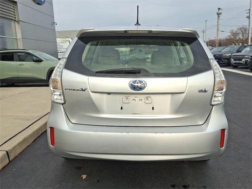 2012 Toyota Prius v Three