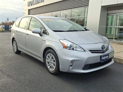 2012 Toyota Prius v Three