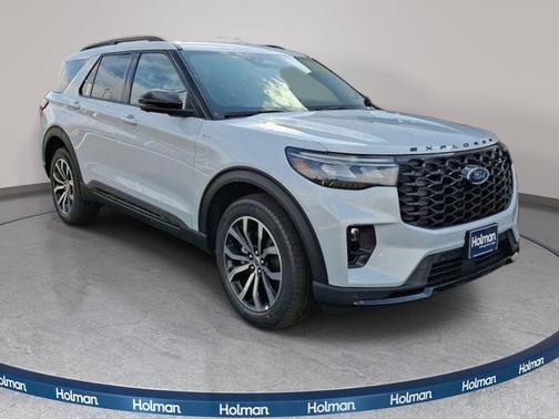Space White Metallic 2026 Ford Explorer ST-Line