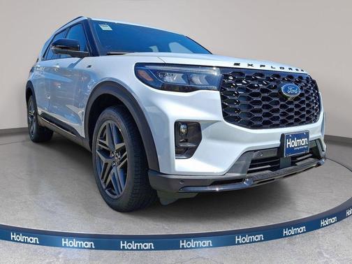 Space White Metallic 2026 Ford Explorer ST-Line