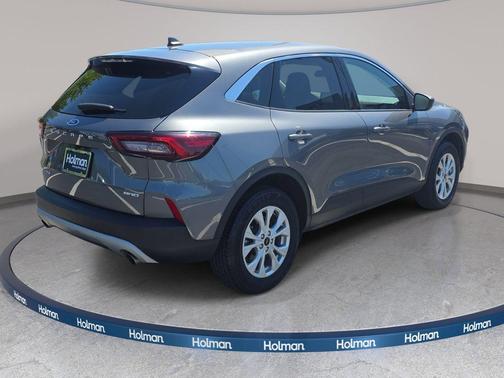 Carbonized Gray Metallic 2024 Ford Escape Active