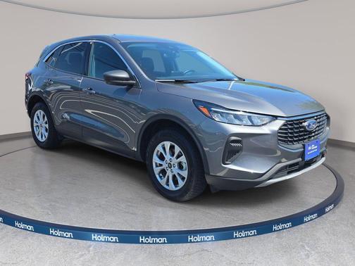 Carbonized Gray Metallic 2024 Ford Escape Active