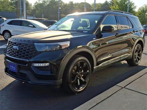 2022 Ford Explorer ST-Line