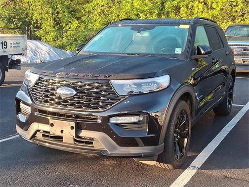 2022 Ford Explorer ST-Line
