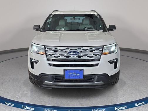 White Platinum Metallic Tri-Coat 2019 Ford Explorer XLT
