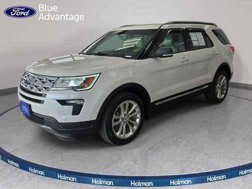 White Platinum Metallic Tri-Coat 2019 Ford Explorer XLT