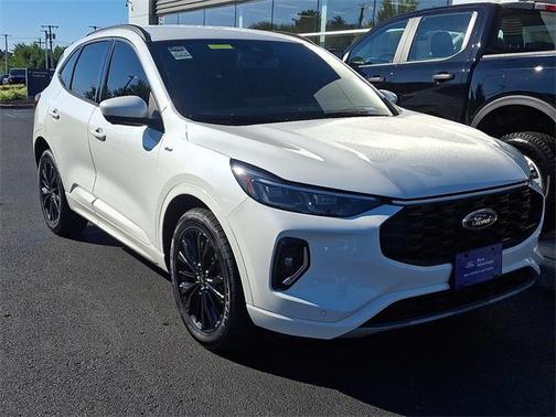 2023 Ford Escape ST-Line Elite