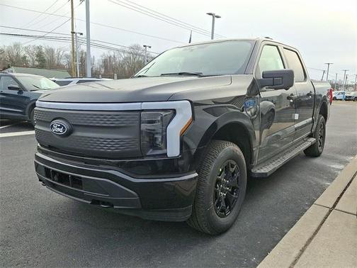 2025 Ford F-150 Lightning XLT