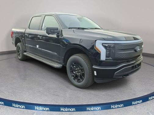 Agate Black Metallic 2025 Ford F-150 Lightning XLT