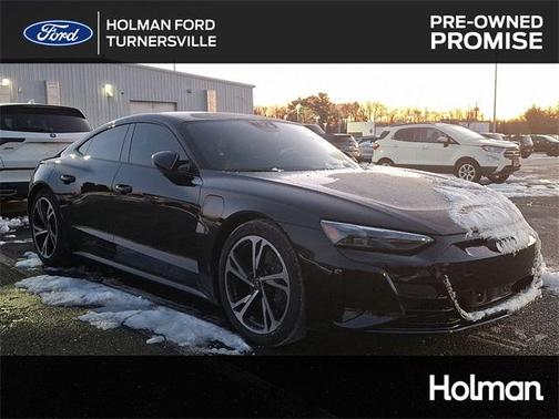 2022 Audi e-tron GT Premium Plus