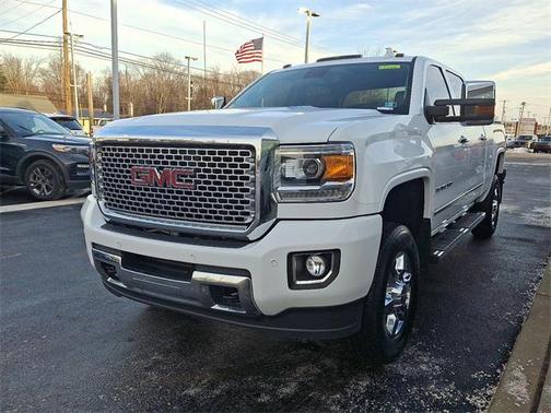 2015 GMC Sierra 3500 Denali