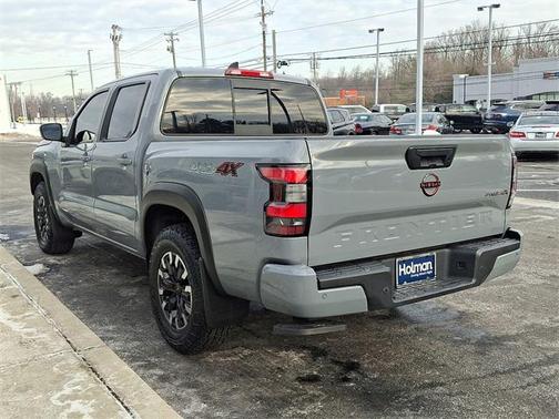 2022 Nissan Frontier PRO-4X
