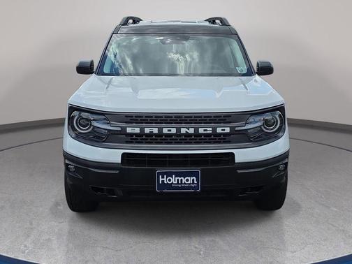 Oxford White 2024 Ford Bronco Sport Badlands