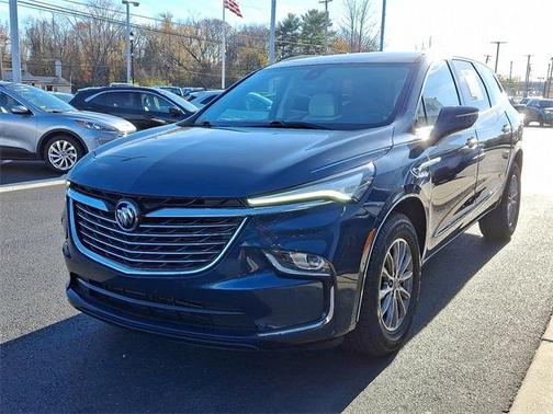 2023 Buick Enclave Essence FWD