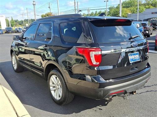2016 Ford Explorer Base