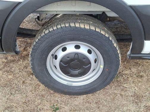 Oxford White 2026 Ford Transit-250 Base