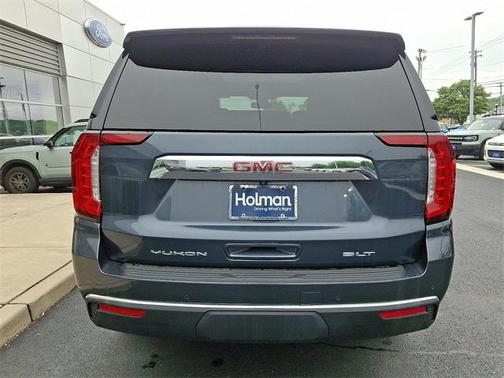 2021 GMC Yukon SLT