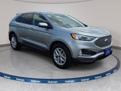 Iconic Silver Metallic 2023 Ford Edge SEL