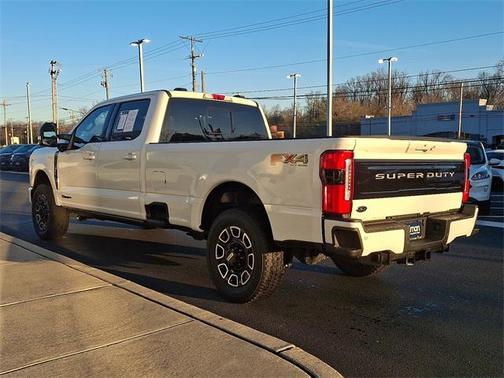 2025 Ford F-250 Platinum