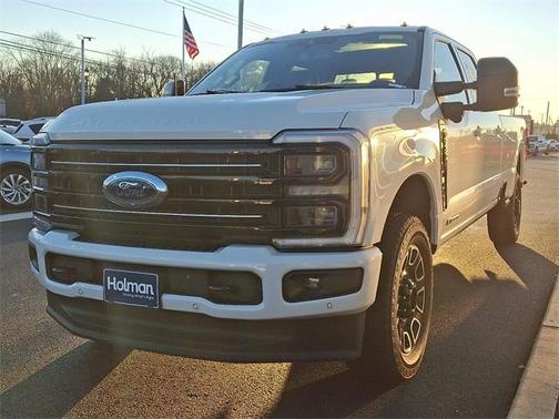 2025 Ford F-250 Platinum