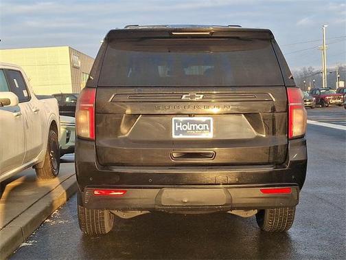 2023 Chevrolet Suburban 4WD Z71