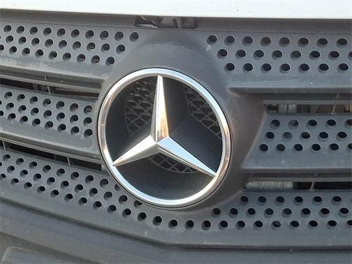 2018 Mercedes-Benz Metris Base