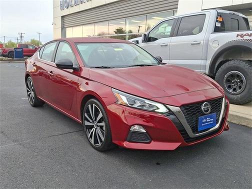 2020 Nissan Altima SR FWD