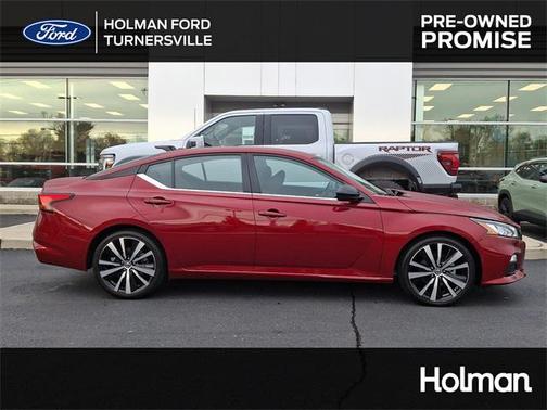 2020 Nissan Altima SR FWD