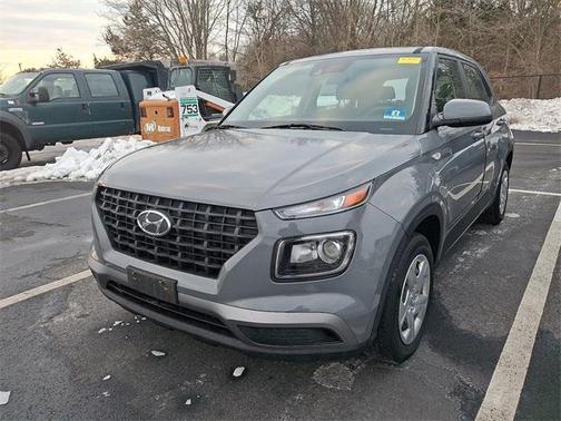 2020 Hyundai VENUE SE