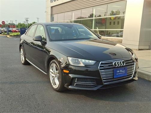 2017 Audi A4 Season of Audi Premium