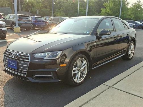 2017 Audi A4 Season of Audi Premium