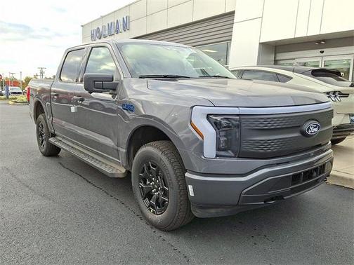 2025 Ford F-150 Lightning XLT
