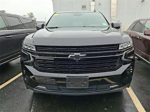 2023 Chevrolet Suburban RST