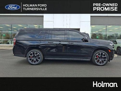 2023 Chevrolet Suburban RST