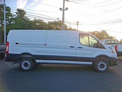 2025 Ford Transit-150 Base