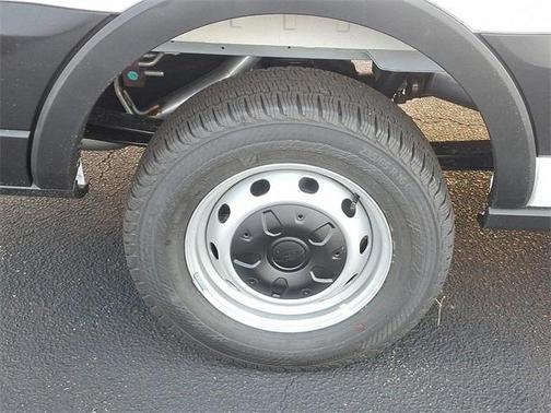 2025 Ford Transit-150 Base
