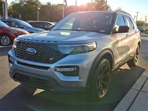 2023 Ford Explorer ST