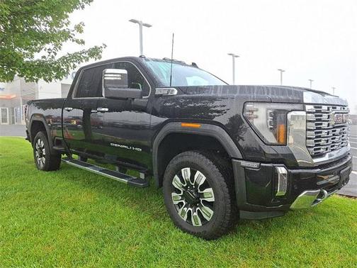2025 GMC Sierra 2500 Denali