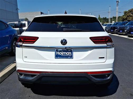 2022 Volkswagen Atlas Cross Sport 2.0T SE w/Technology 4MOTION