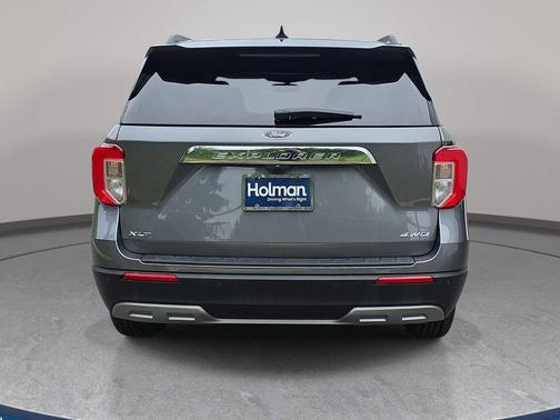 Carbonized Gray Metallic 2023 Ford Explorer XLT