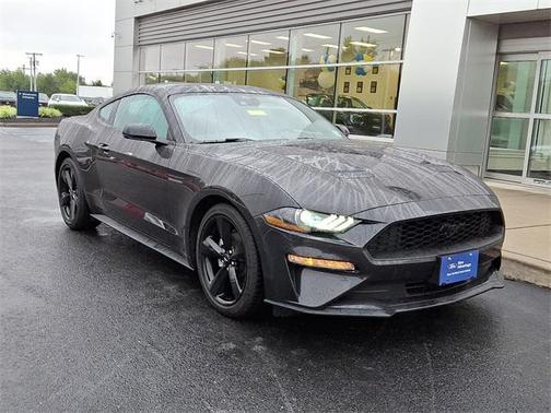 2022 Ford Mustang EcoBoost Premium