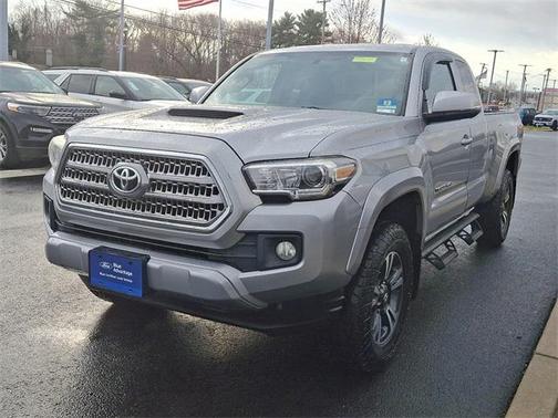 2017 Toyota Tacoma TRD Sport